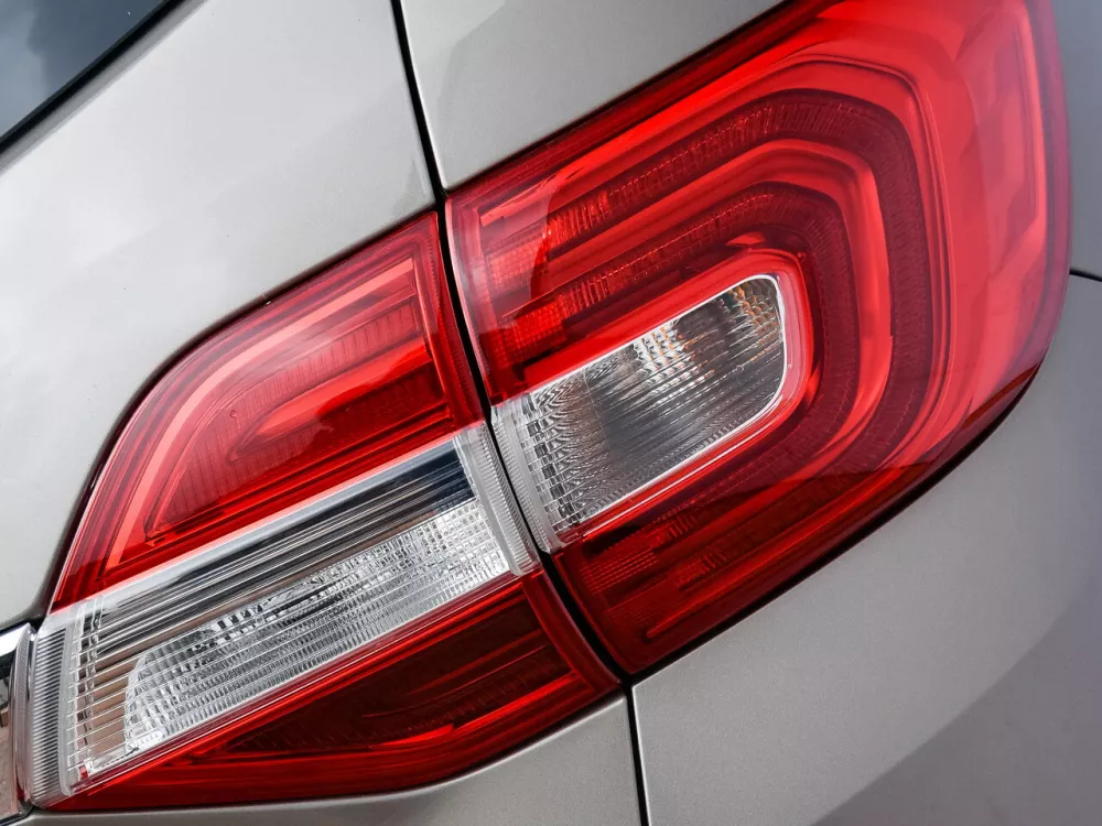 Автомобиль Ford Everest II Рестайлинг Внедорожник (5 дверей)