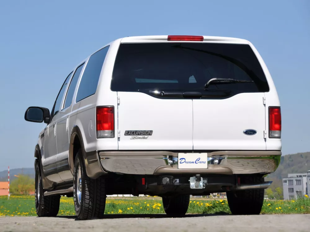 Автомобиль Ford Excursion Внедорожник (5 дверей)