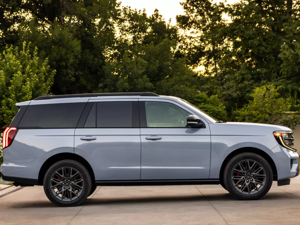 Автомобиль Ford Expedition V Внедорожник (5 дверей)