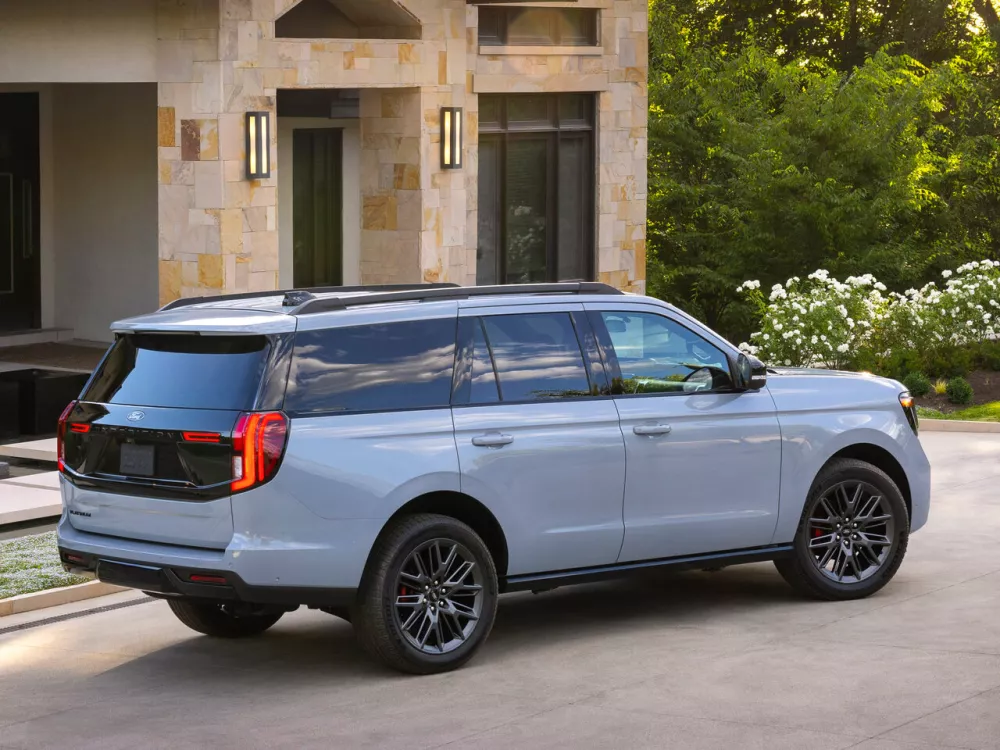 Автомобиль Ford Expedition V Внедорожник (5 дверей)