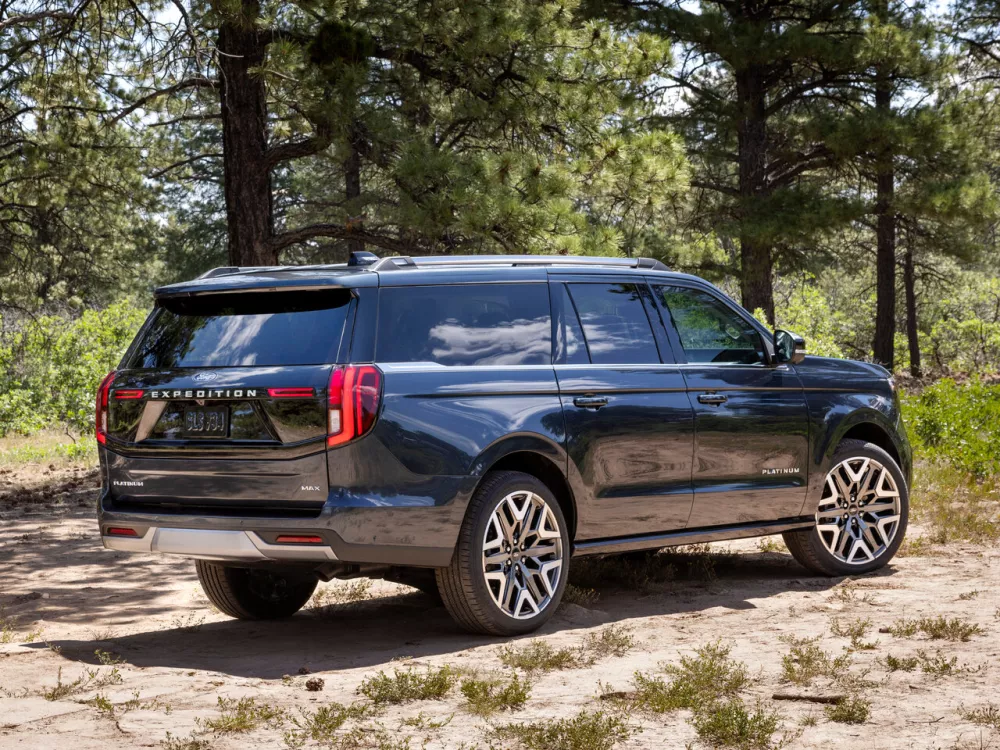 Автомобиль Ford Expedition V Внедорожник (5 дверей) MAX