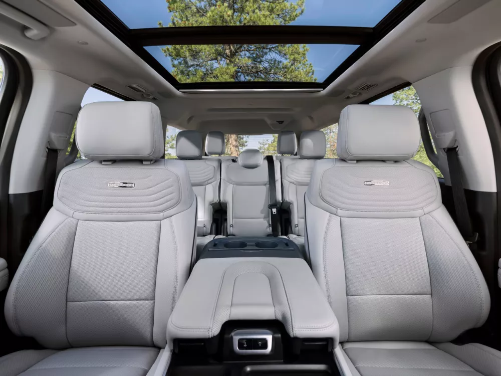 Автомобиль Ford Expedition V Внедорожник (5 дверей) MAX