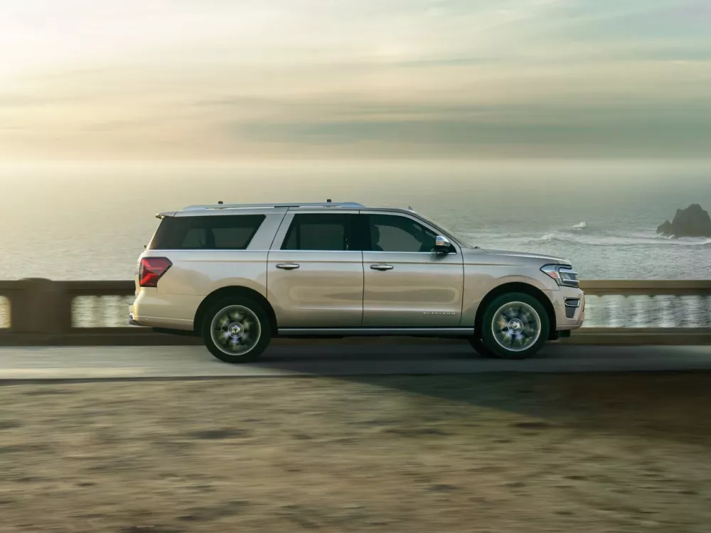 Автомобиль Ford Expedition IV Рестайлинг Внедорожник (5 дверей) MAX