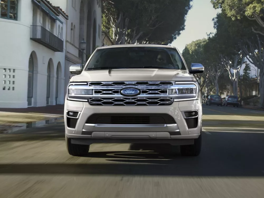 Автомобиль Ford Expedition IV Рестайлинг Внедорожник (5 дверей) MAX