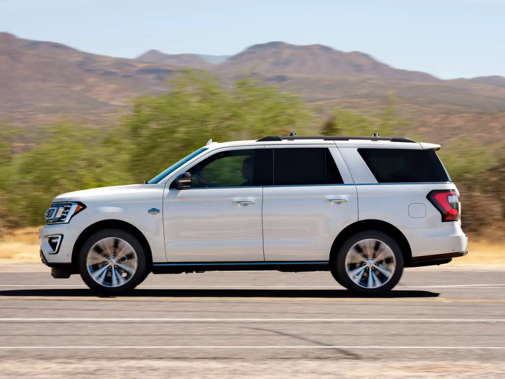 Автомобиль Ford Expedition IV Внедорожник (5 дверей)