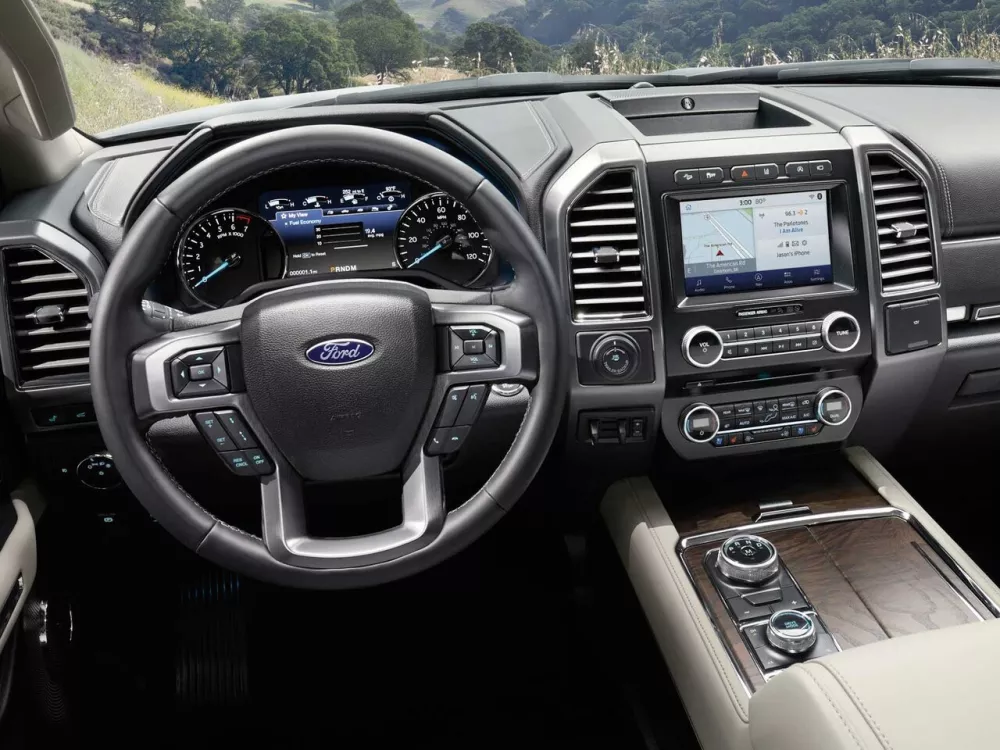 Автомобиль Ford Expedition IV Внедорожник (5 дверей) MAX