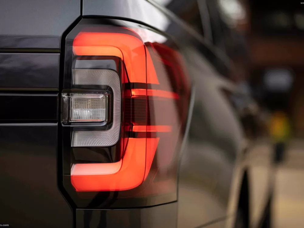 Автомобиль Ford Expedition IV Внедорожник (5 дверей) MAX