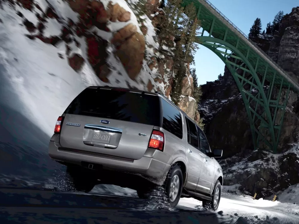 Автомобиль Ford Expedition III Внедорожник (5 дверей)