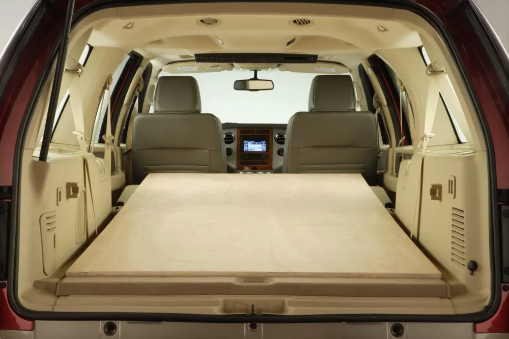 Автомобиль Ford Expedition III Внедорожник (5 дверей)