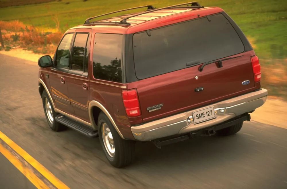 Автомобиль Ford Expedition I Внедорожник (5 дверей)