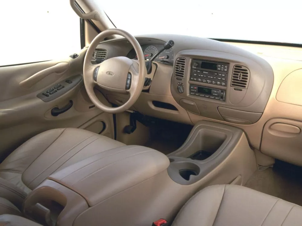 Автомобиль Ford Expedition I Внедорожник (5 дверей)