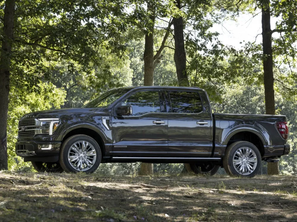 Автомобиль Ford F-150 XIV Рестайлинг Пикап Двойная кабина SuperCrew