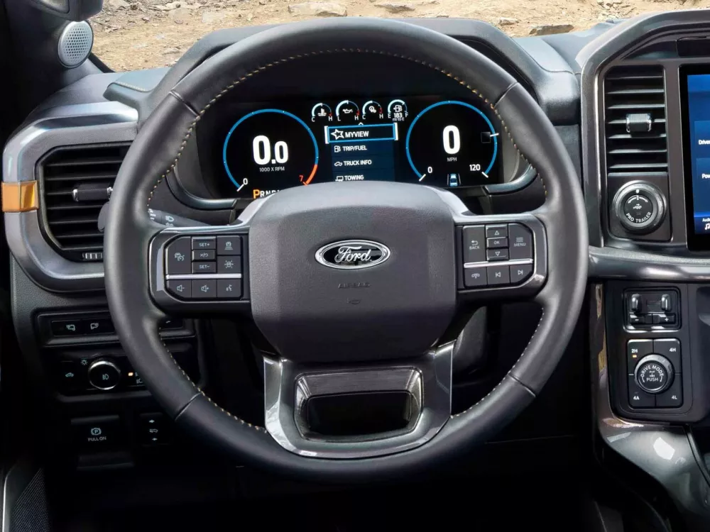 Автомобиль Ford F-150 XIV Пикап Двойная кабина SuperCrew