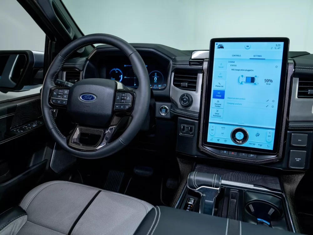 Автомобиль Ford F-150 XIV Пикап Двойная кабина Lightning