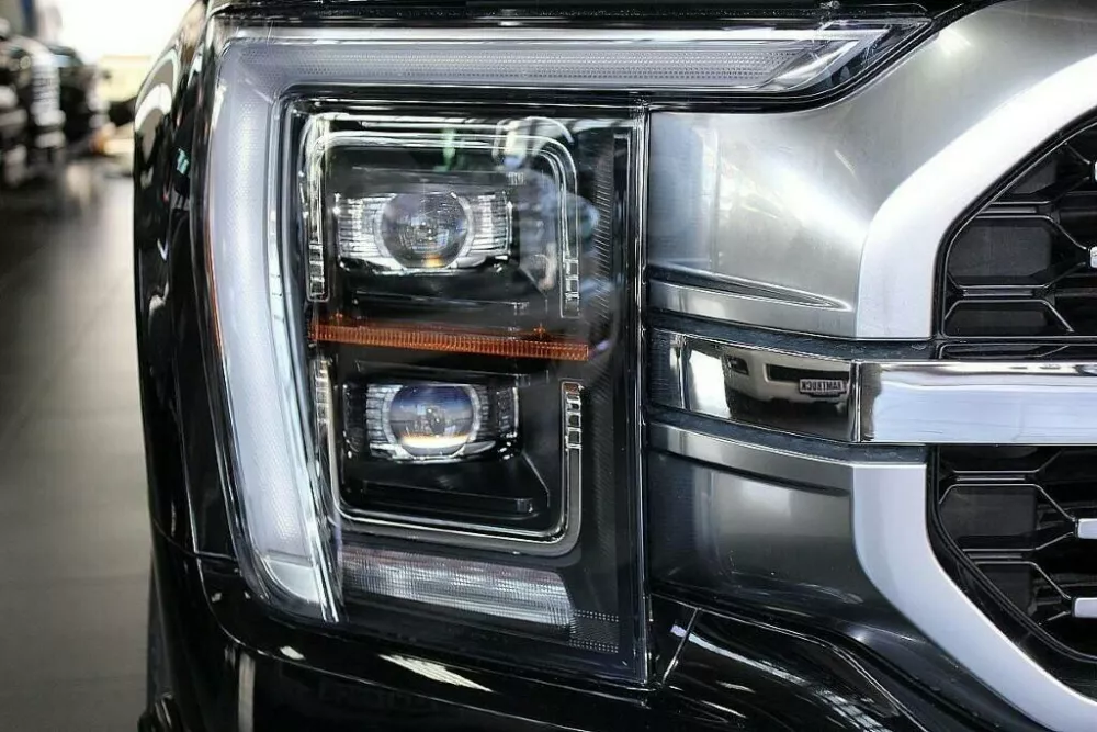 Автомобиль Ford F-150 XIV Пикап Полуторная кабина Super Cab