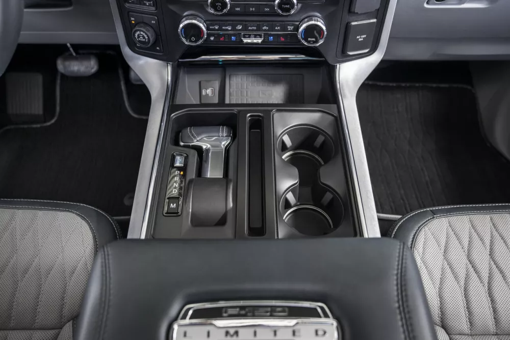 Автомобиль Ford F-150 XIV Пикап Полуторная кабина Super Cab