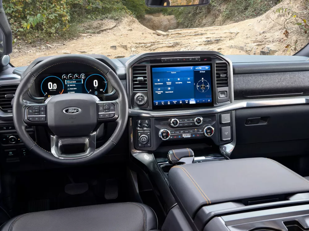 Автомобиль Ford F-150 XIV Пикап Одинарная кабина Regular Cab