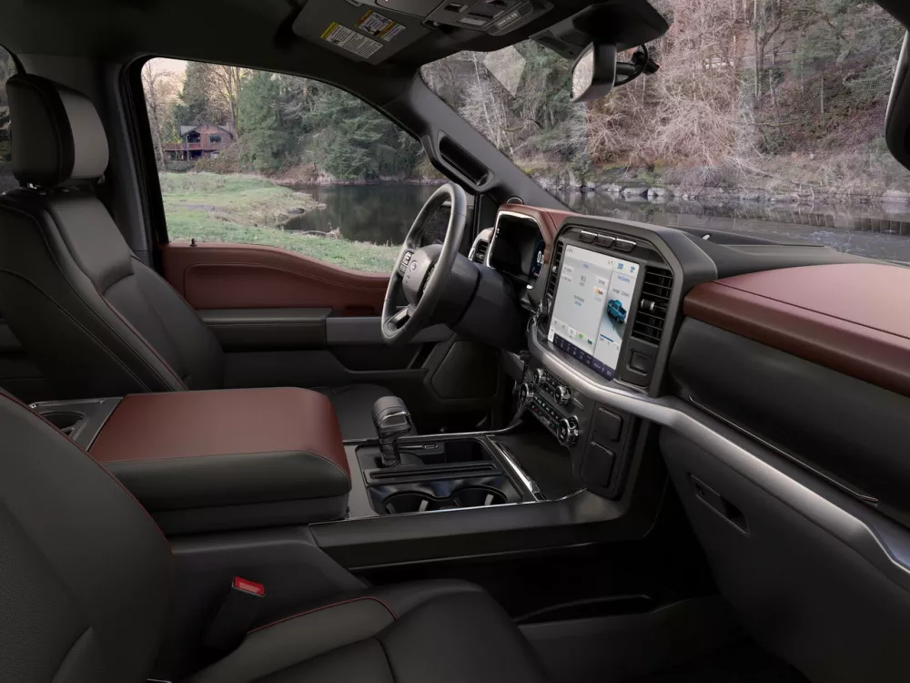Автомобиль Ford F-150 XIV Пикап Одинарная кабина Regular Cab