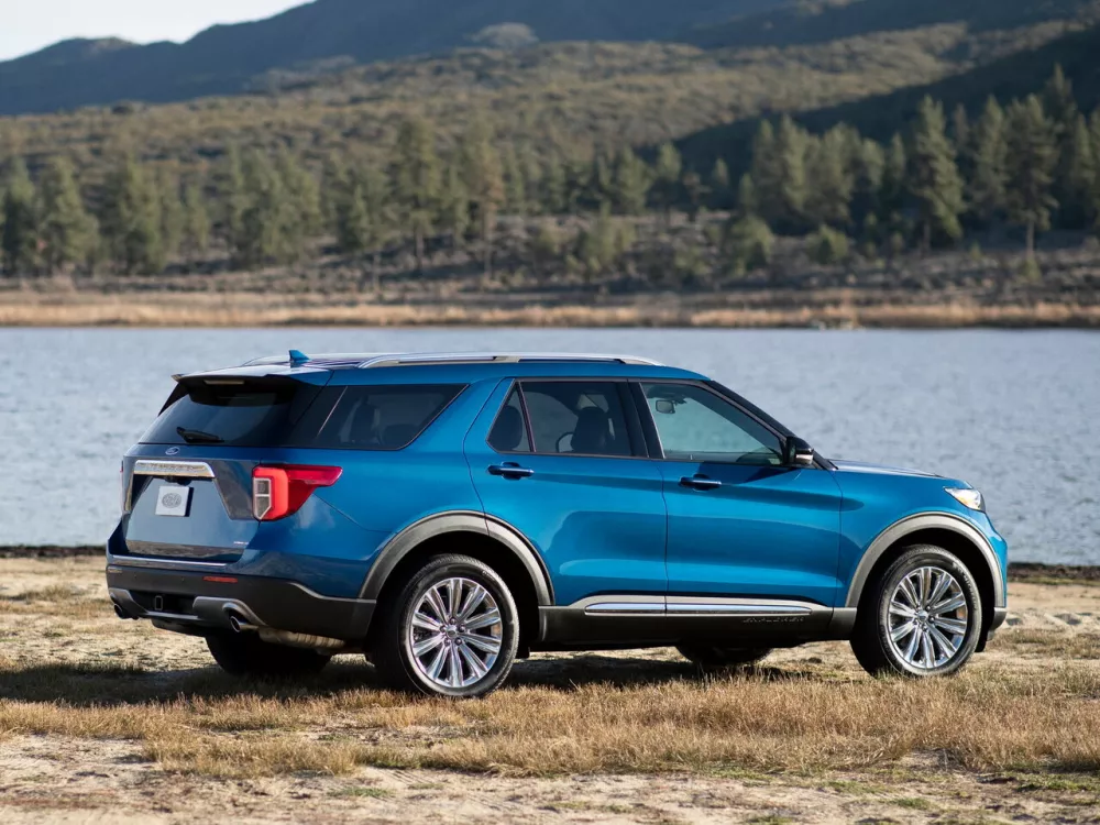 Автомобиль Ford Explorer VI Внедорожник (5 дверей)