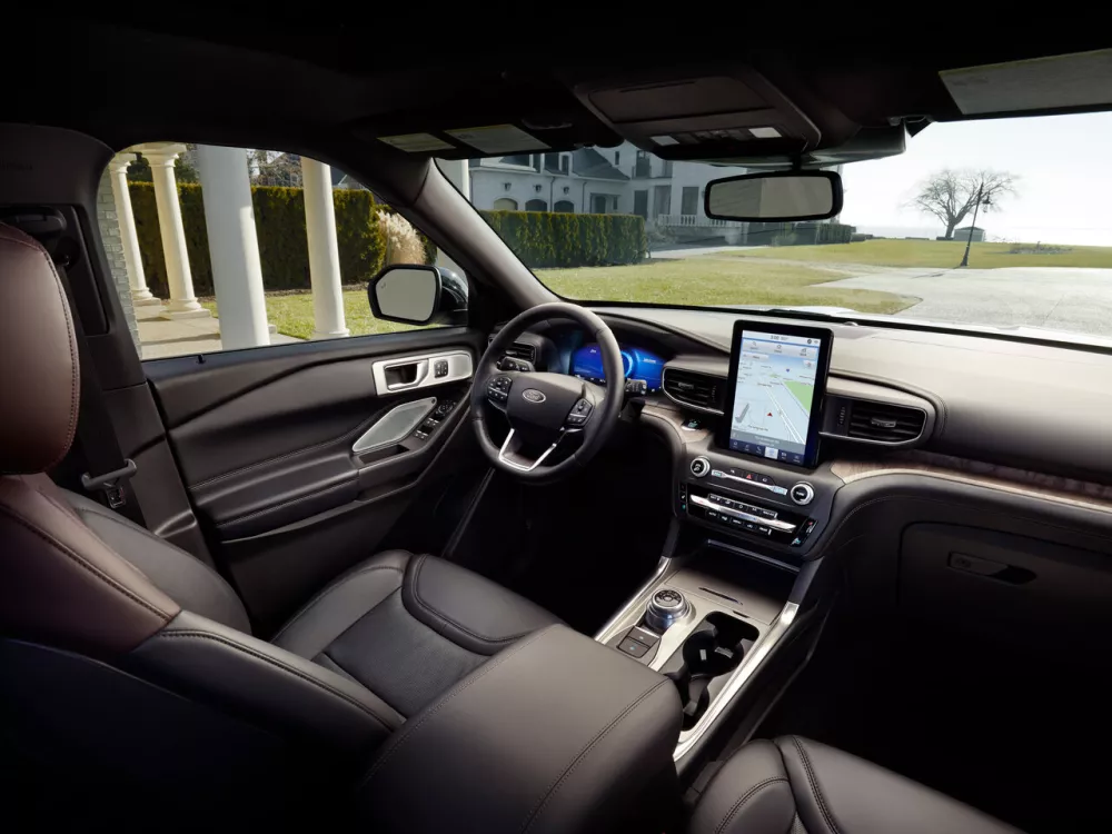Автомобиль Ford Explorer VI Внедорожник (5 дверей)