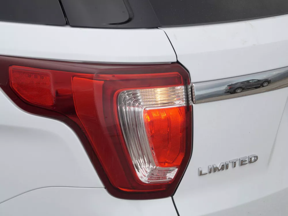 Автомобиль Ford Explorer V Рестайлинг 2 Внедорожник (5 дверей)