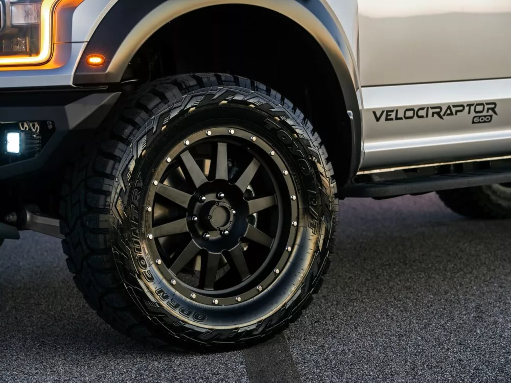 Автомобиль Ford F-150 XIII Пикап Двойная кабина Raptor SuperCrew
