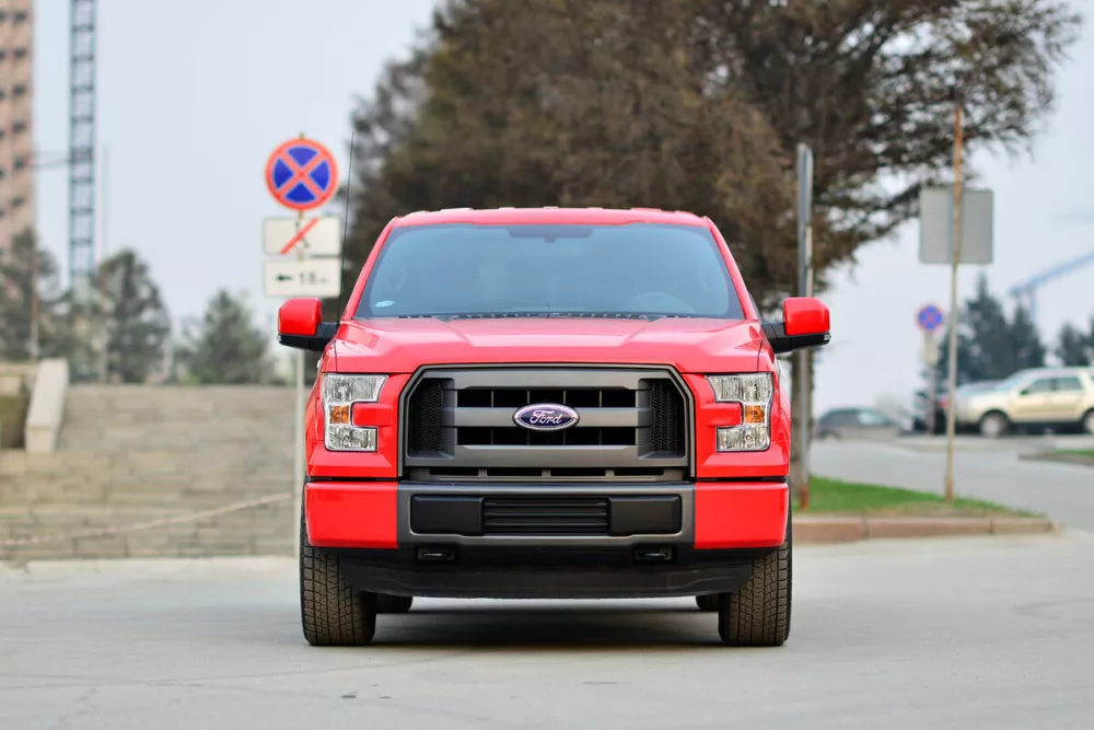 Автомобиль Ford F-150 XIII Пикап Полуторная кабина SuperCab