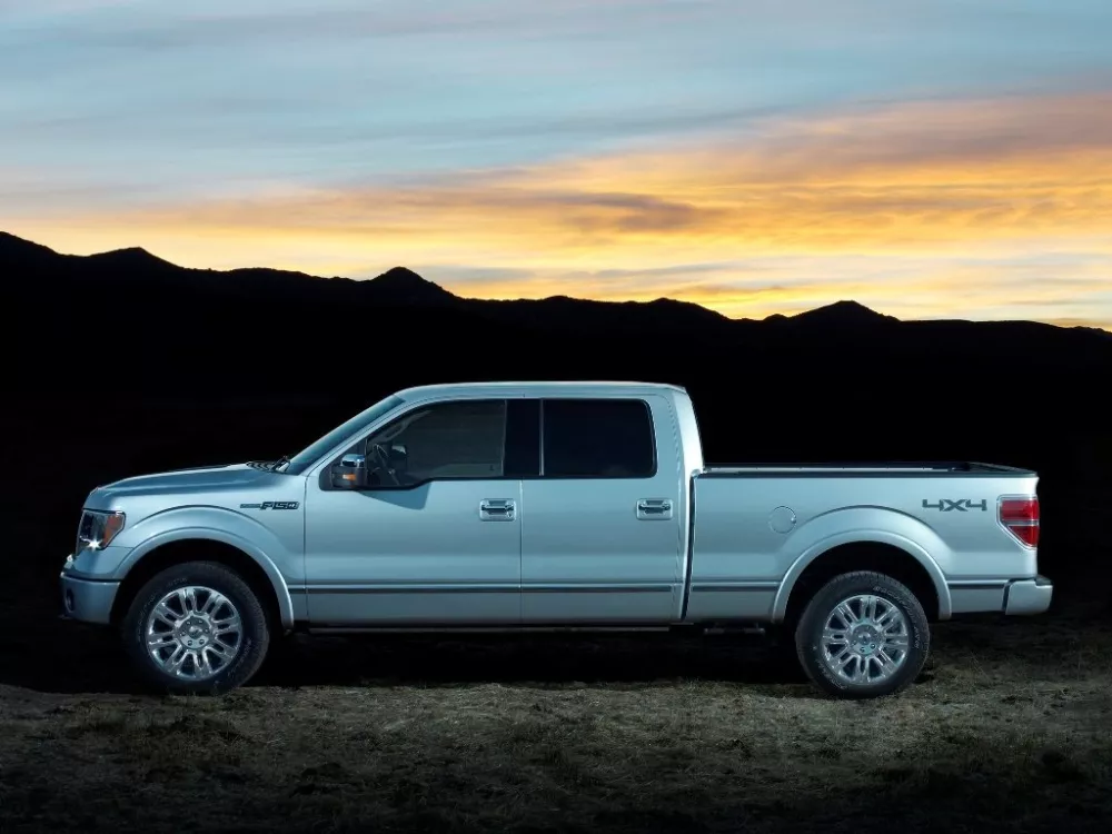 Автомобиль Ford F-150 XII Пикап Двойная кабина CrewCab