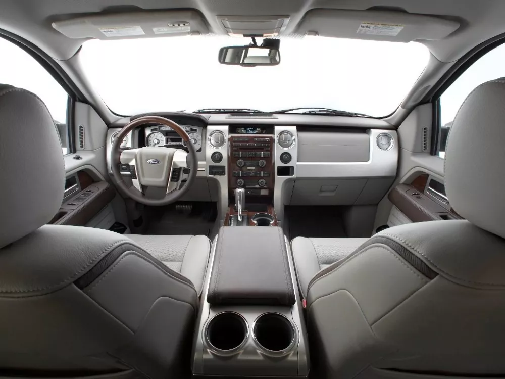 Автомобиль Ford F-150 XII Пикап Двойная кабина CrewCab
