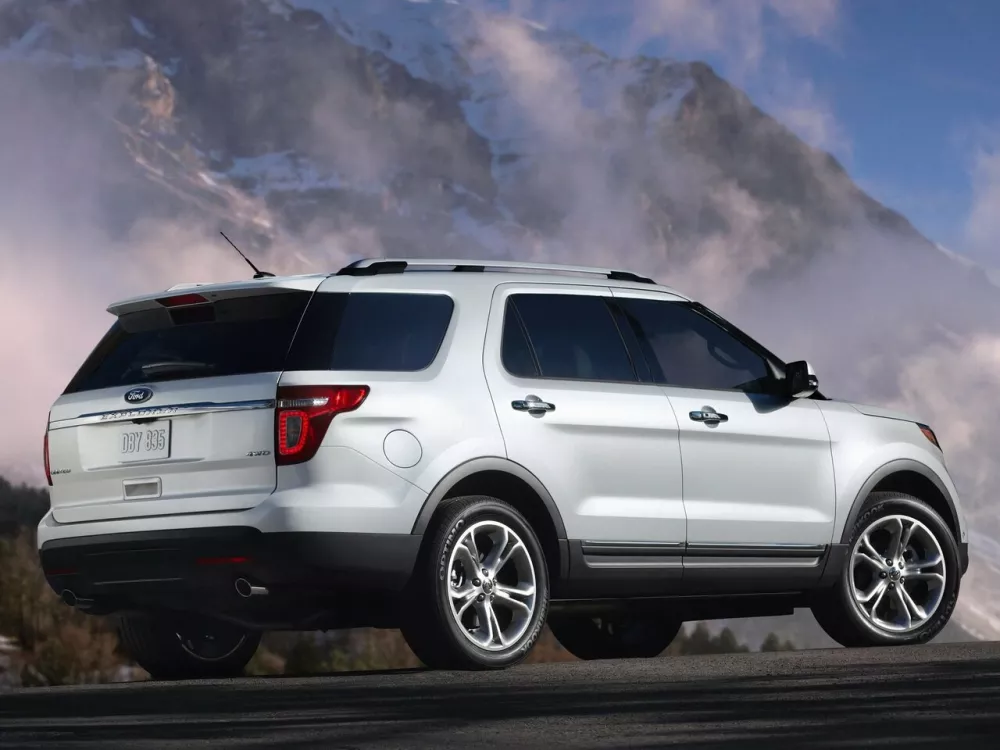 Автомобиль Ford Explorer V Внедорожник (5 дверей)
