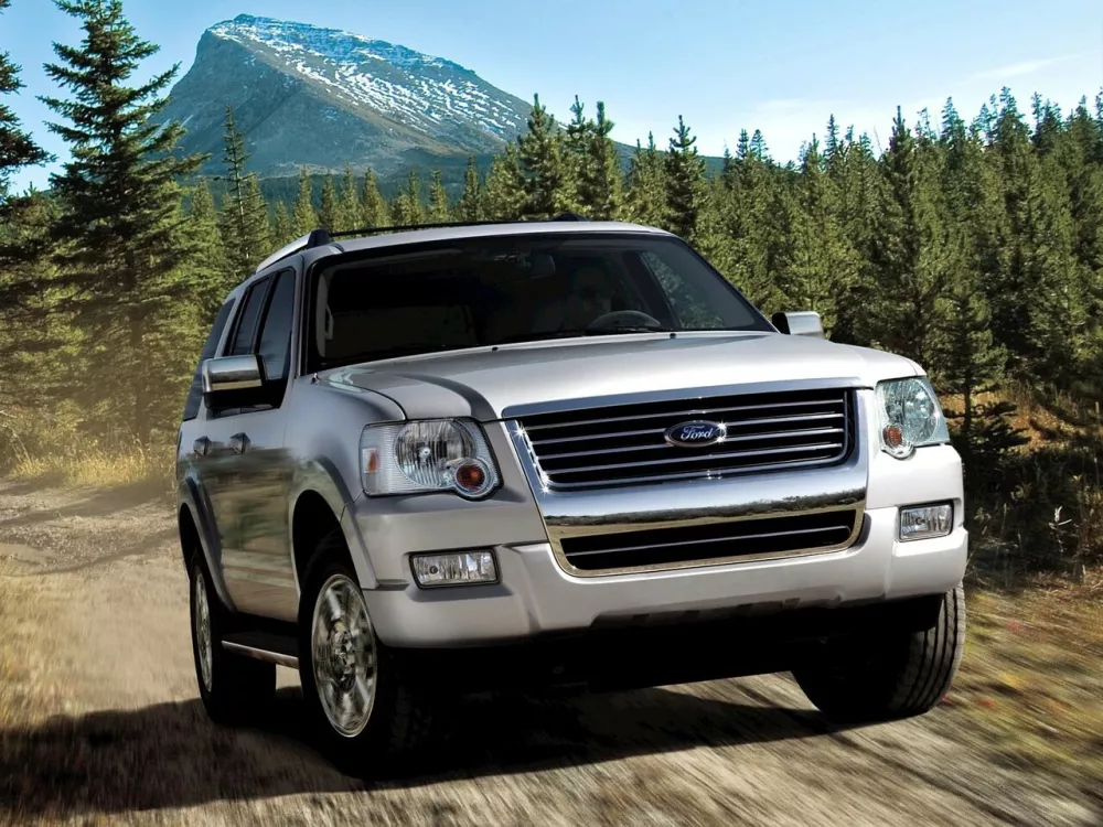 Автомобиль Ford Explorer IV Внедорожник (5 дверей)