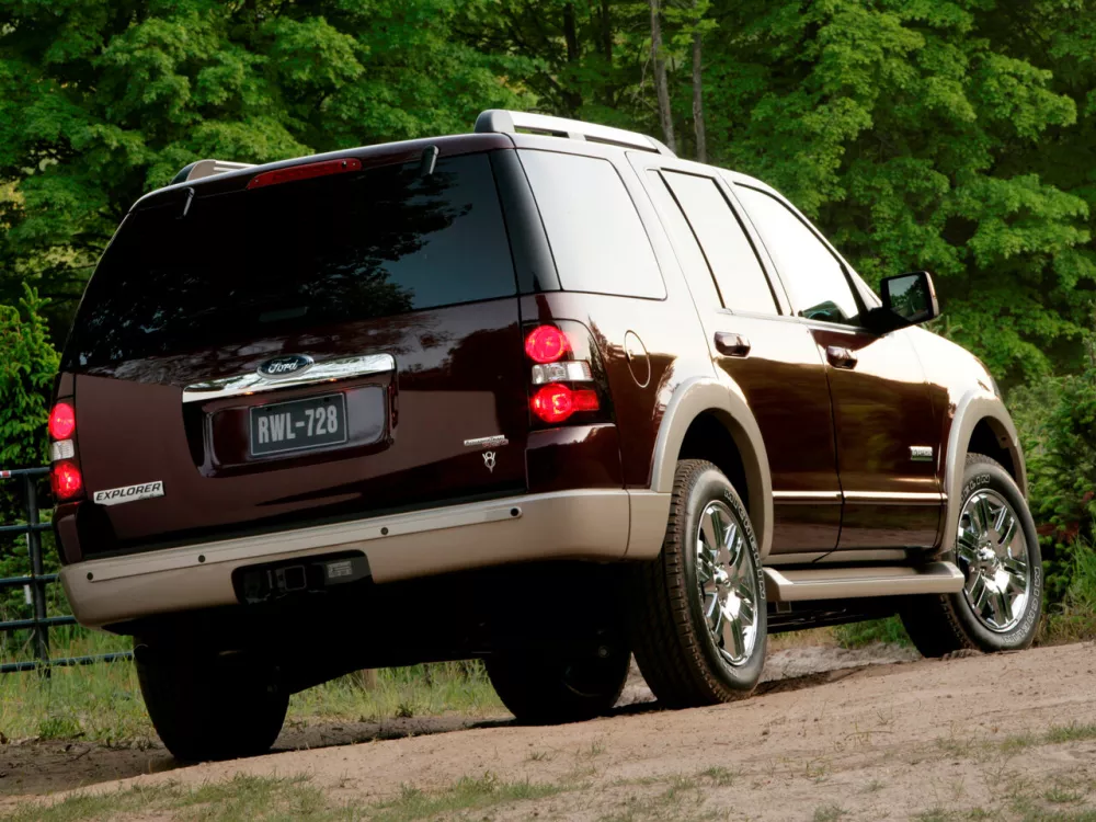 Автомобиль Ford Explorer IV Внедорожник (5 дверей)