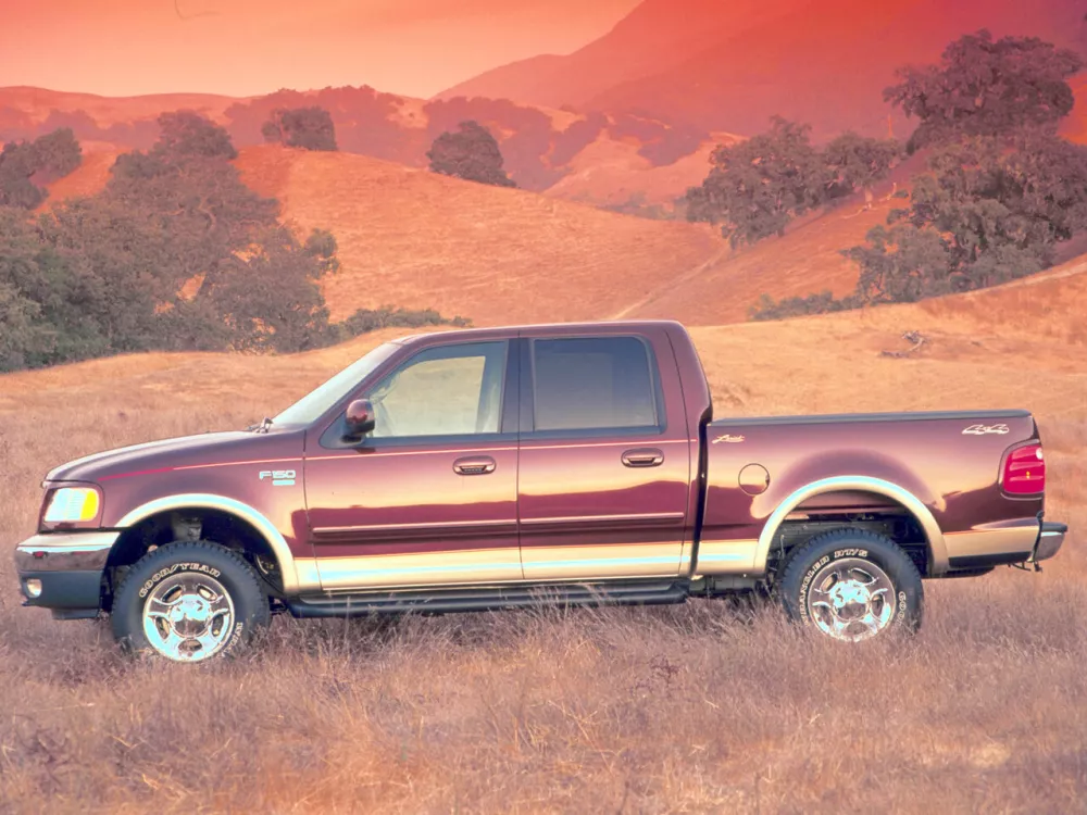 Автомобиль Ford F-150 X Пикап Двойная кабина