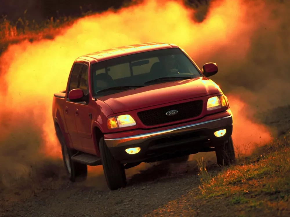 Автомобиль Ford F-150 X Пикап Двойная кабина