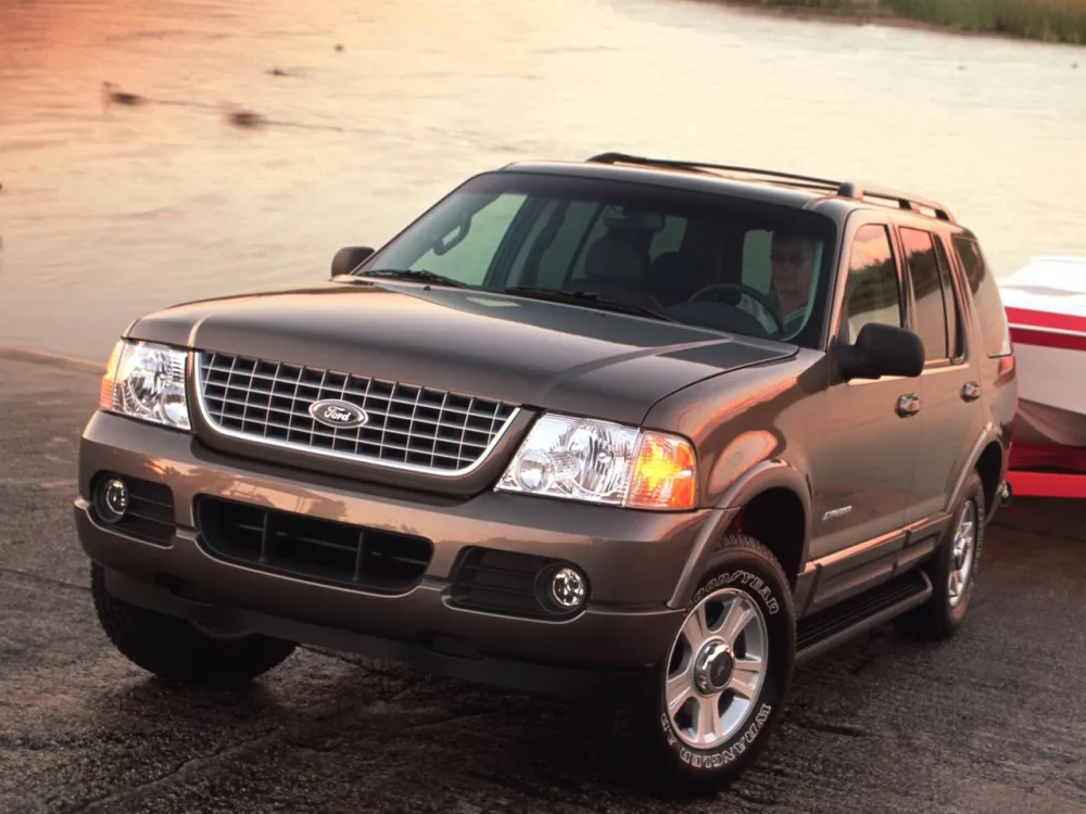 Автомобиль Ford Explorer III Внедорожник (5 дверей)