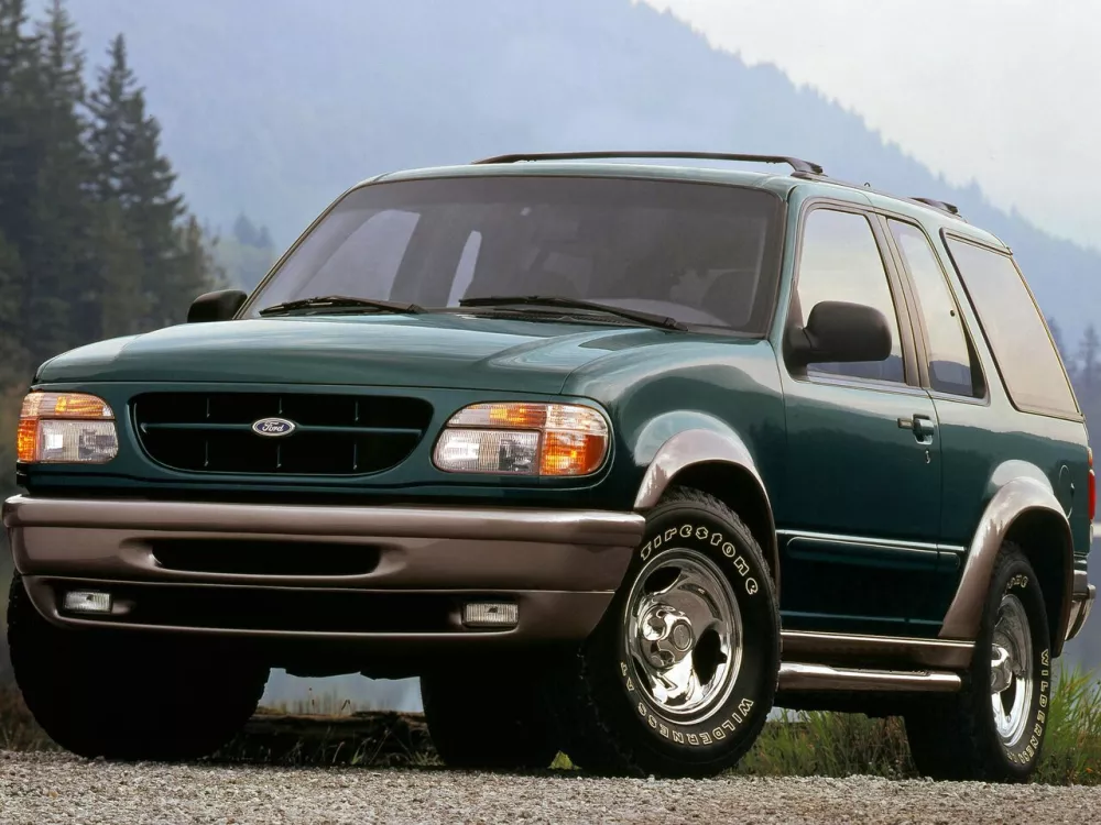 Автомобиль Ford Explorer II Внедорожник (3 двери)