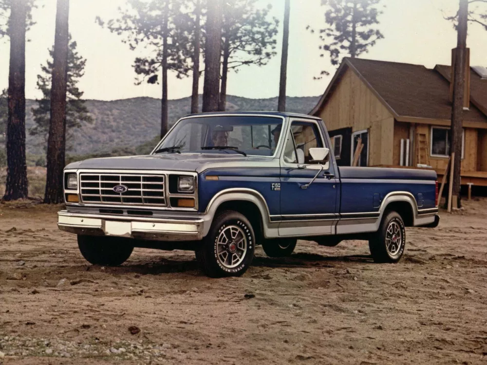 Автомобиль Ford F-150 VII Пикап Полуторная кабина