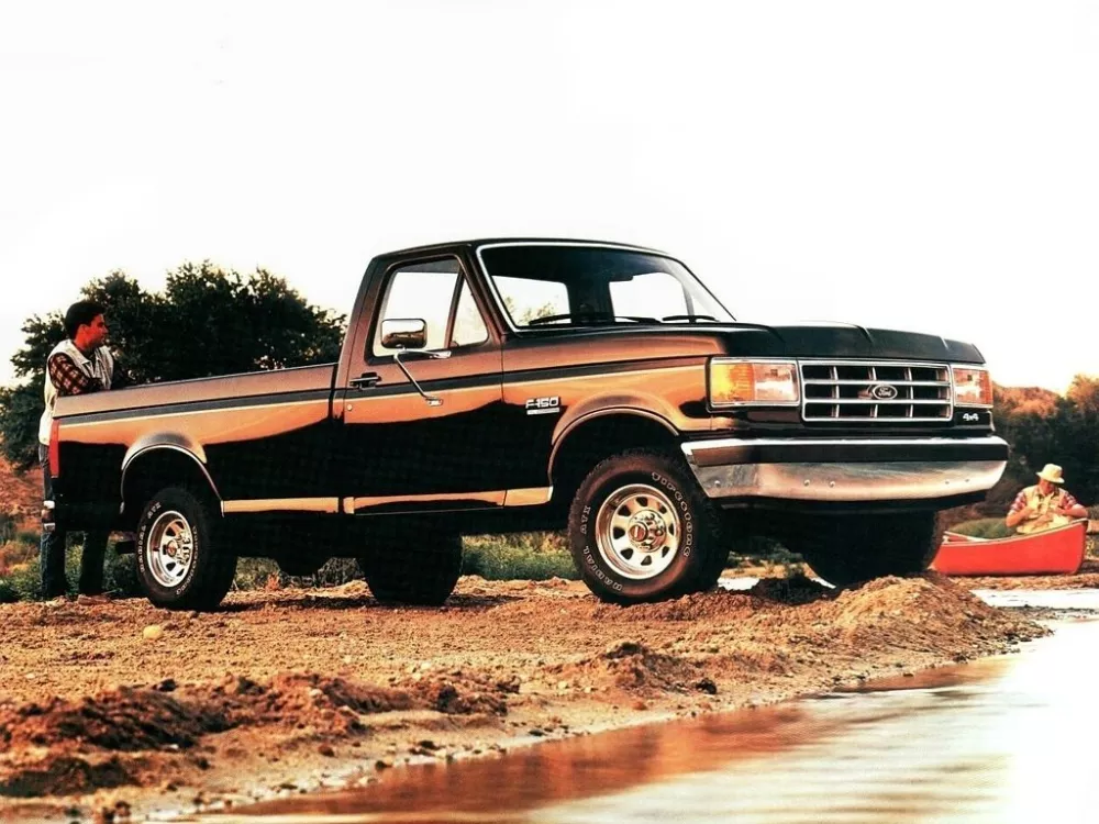 Автомобиль Ford F-150 VIII Пикап Одинарная кабина