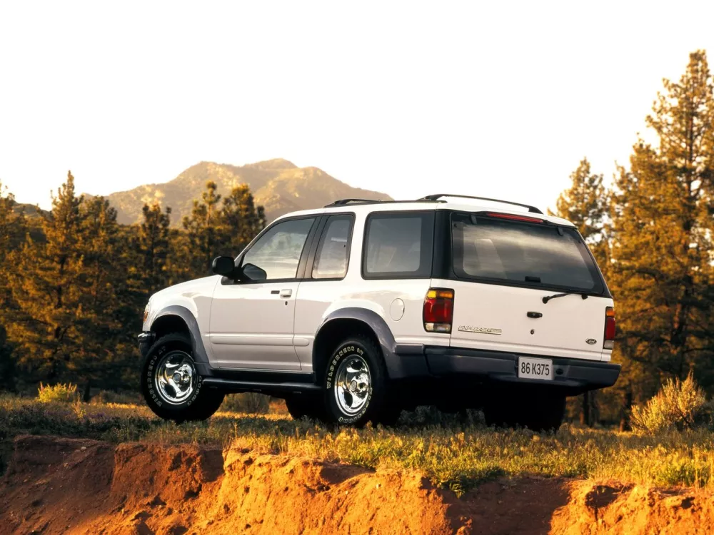 Автомобиль Ford Explorer II Внедорожник (3 двери)