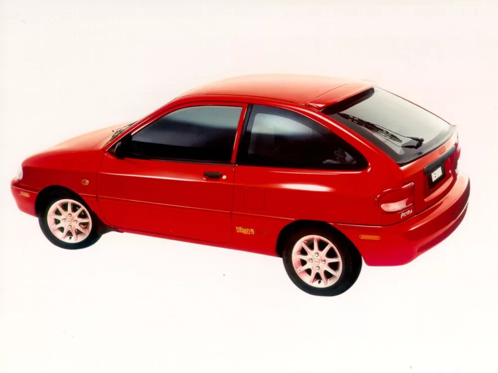 Автомобиль Ford Festiva II Хэтчбек (3 двери)
