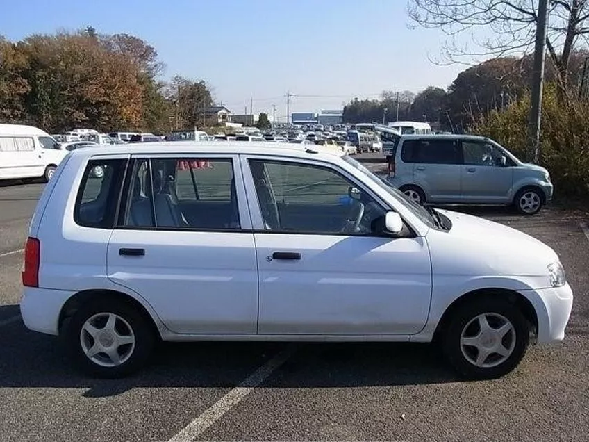 Автомобиль Ford Festiva III Хэтчбек (5 дверей)