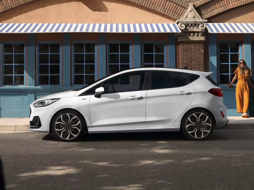 Автомобиль Ford Fiesta Mk7 Рестайлинг Хэтчбек (5 дверей)