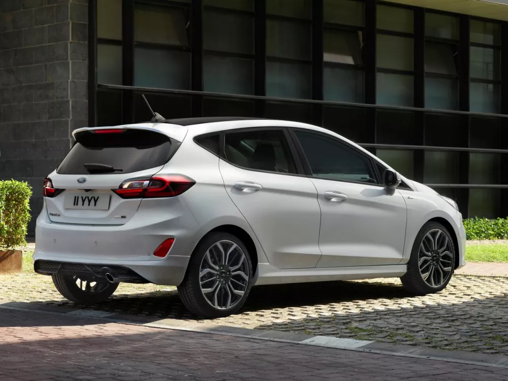 Автомобиль Ford Fiesta Mk7 Рестайлинг Хэтчбек (5 дверей)