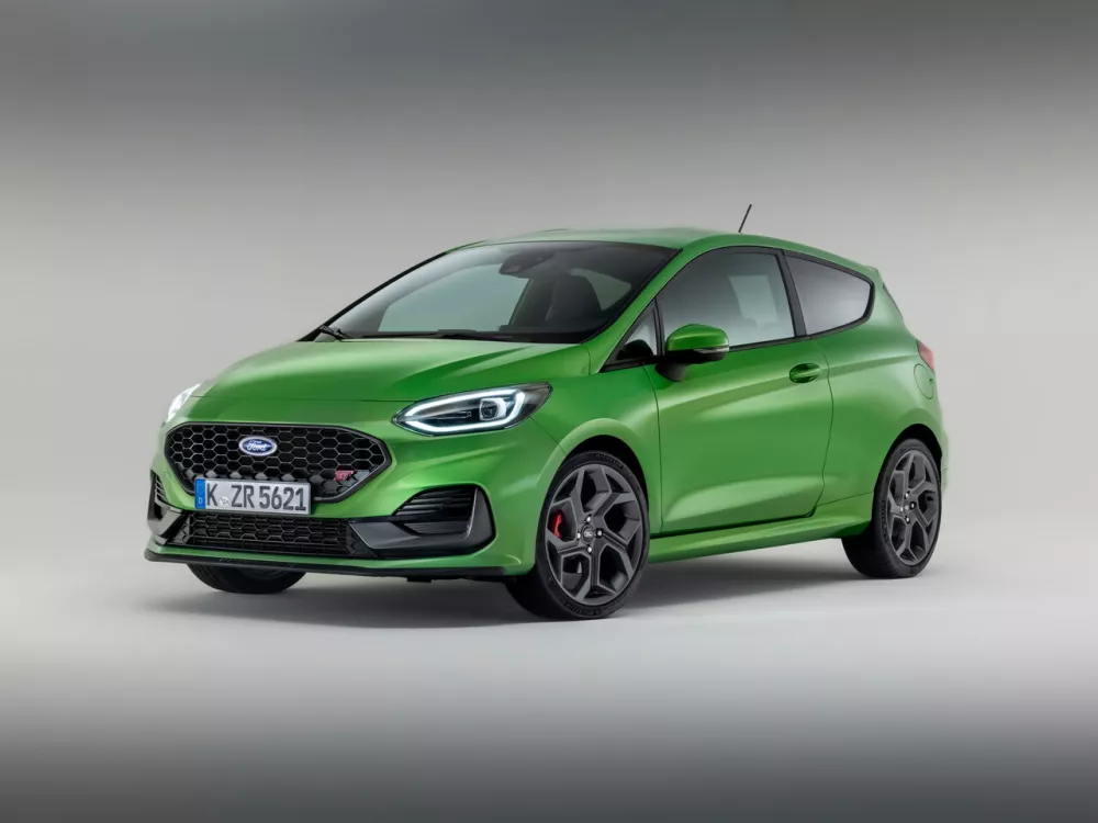 Автомобиль Ford Fiesta Mk7 Рестайлинг Хэтчбек (3 двери)