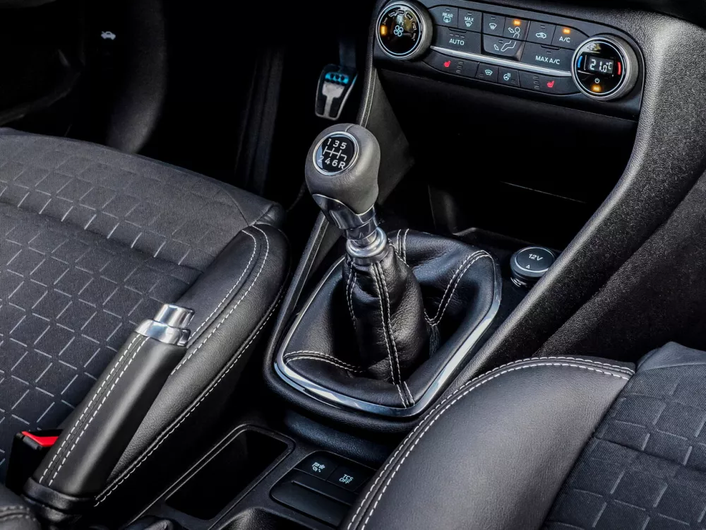 Автомобиль Ford Fiesta Mk7 Хэтчбек (5 дверей) Active