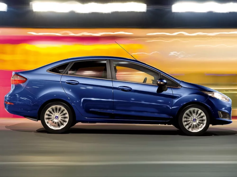 Автомобиль Ford Fiesta Mk6 Рестайлинг Седан