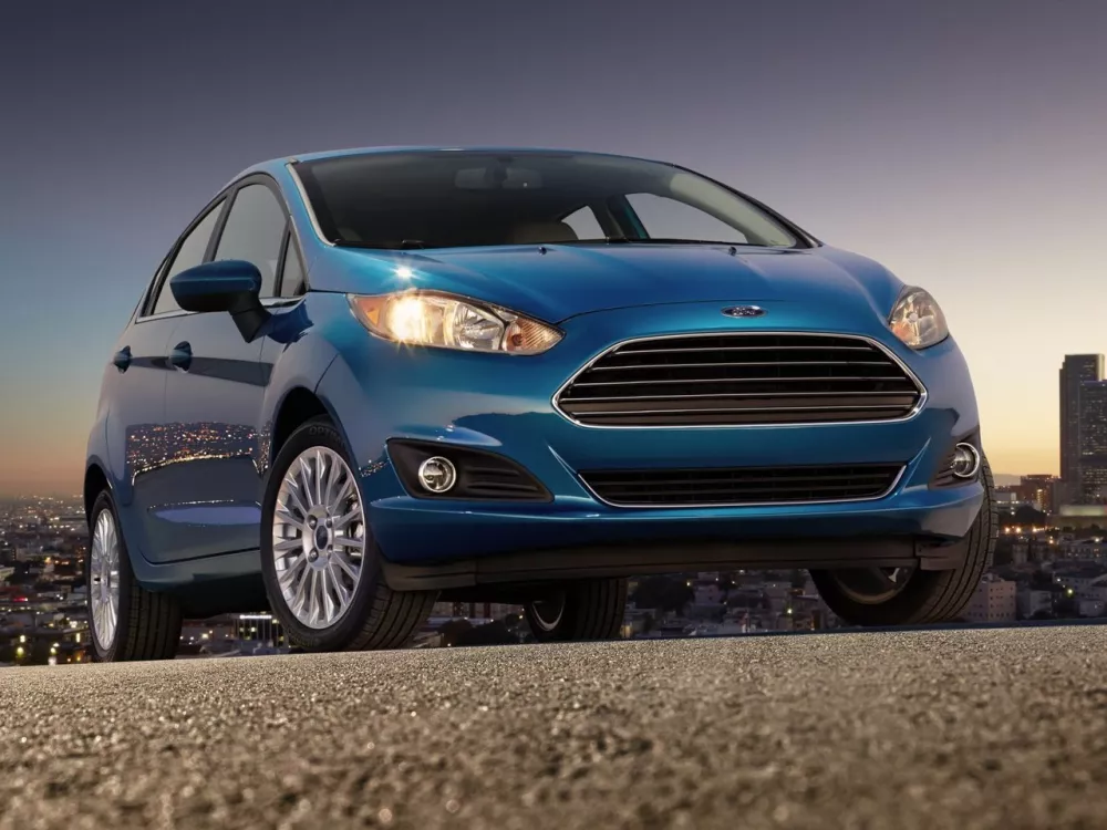 Автомобиль Ford Fiesta Mk6 Рестайлинг Хэтчбек (5 дверей)