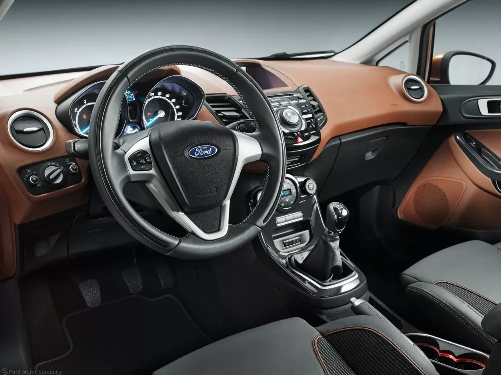 Автомобиль Ford Fiesta Mk6 Рестайлинг Хэтчбек (5 дверей)