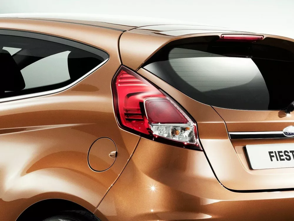 Автомобиль Ford Fiesta Mk6 Рестайлинг Хэтчбек (3 двери)