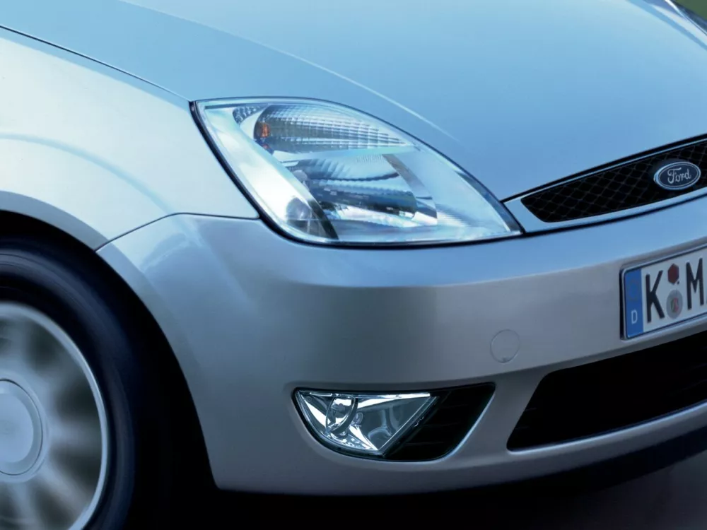 Автомобиль Ford Fiesta Mk5 Хэтчбек (5 дверей)